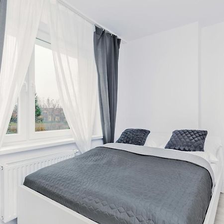 Willa Jalowcowa By Jantar Apartamenty Kolobrzeg Grzybowo  Extérieur photo