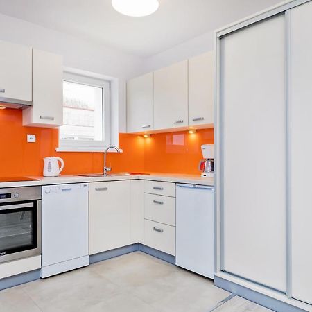 Willa Jalowcowa By Jantar Apartamenty Kolobrzeg Grzybowo  Extérieur photo